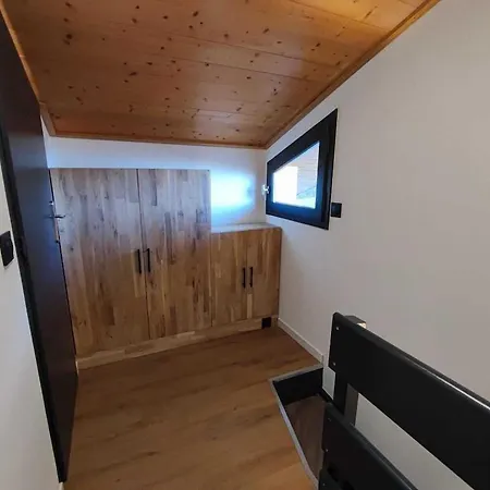 100% Renovated Duplex, Ideal For Families, Direct Access To The Slopes! דירה